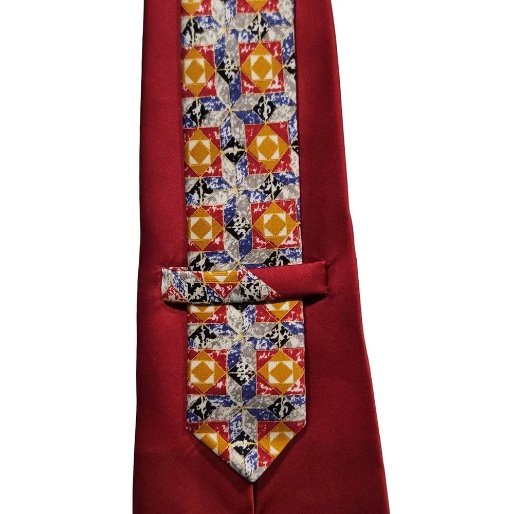 Versani Silk Necktie Geometric Multicolor Pattern Red Workwear Business Mens Tie